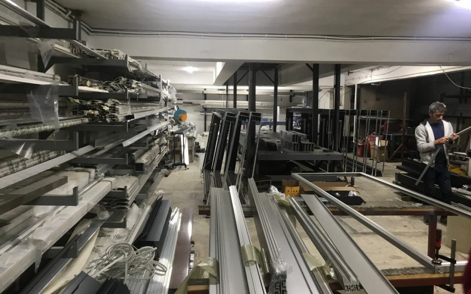 İletişim 2 VeraCam Giyotin Cam